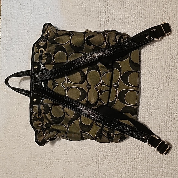 Coach back pack bag. - Picture 4 of 8